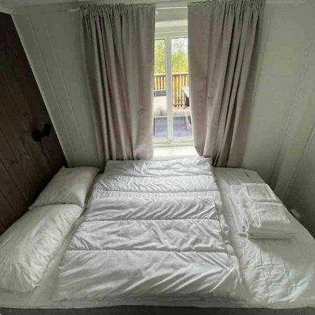 Kb Basement Apartment Sørvågen المظهر الخارجي الصورة
