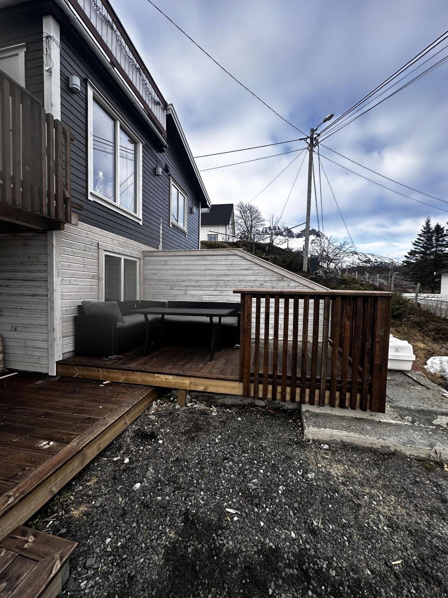 Kb Basement Apartment Sørvågen المظهر الخارجي الصورة