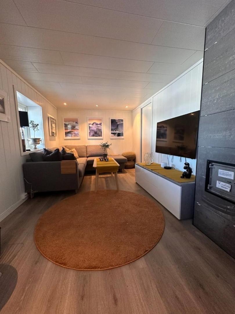 Kb Basement Apartment Sørvågen المظهر الخارجي الصورة