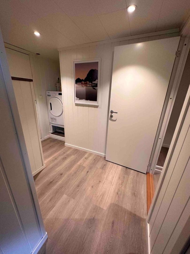 Kb Basement Apartment Sørvågen المظهر الخارجي الصورة