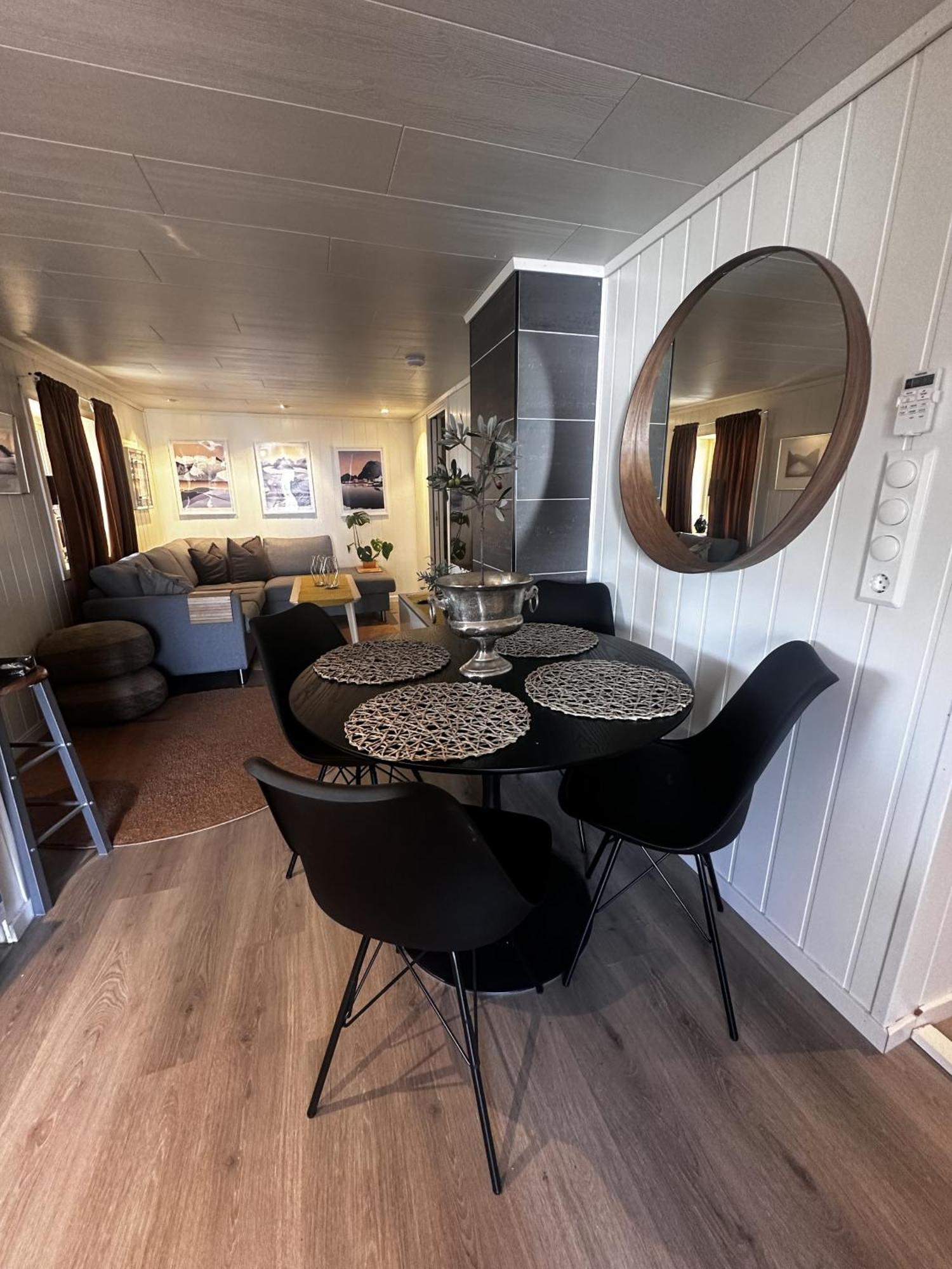 Kb Basement Apartment Sørvågen المظهر الخارجي الصورة